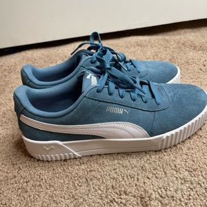 Puma Carina Sneaker | Color: Blue/White | Size 9